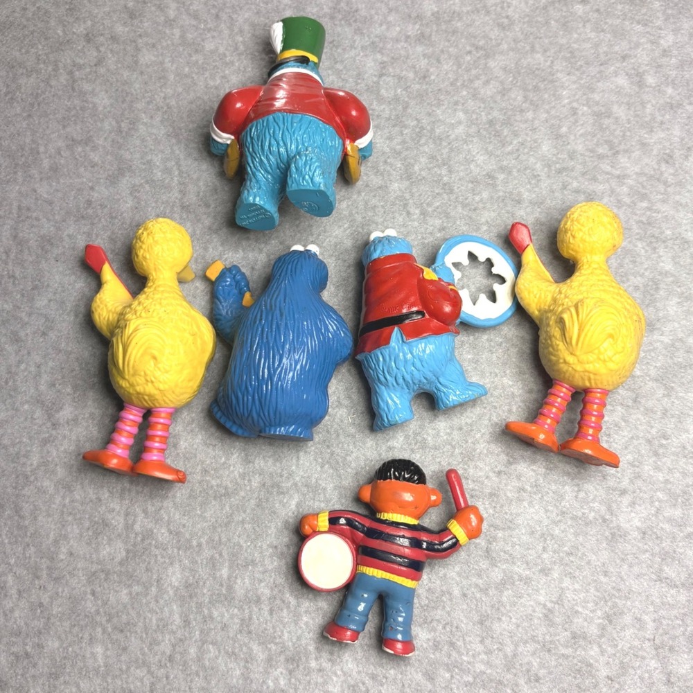Vintage 1982 Sesame Street PVC Figures Tara Toy Corp Muppets Band Lot of 6 - Picture 3 of 4